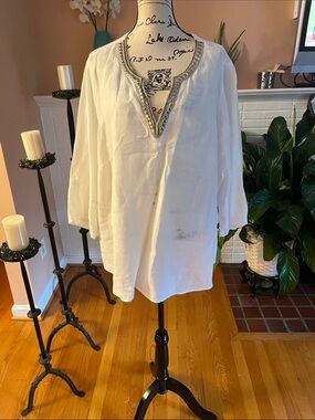 J. Jill White Tunic with Beaded V-Neck Trim